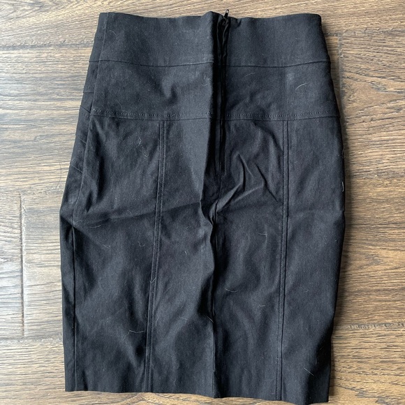 Pencil skirt - Picture 2 of 3